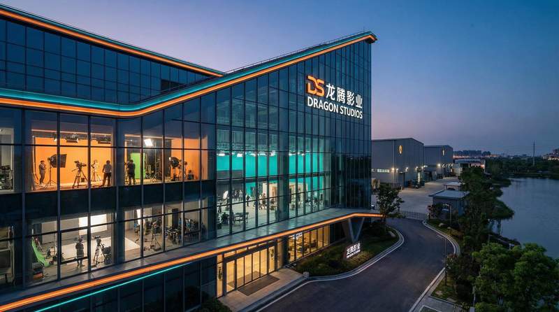 成人动漫比亚迪海豹视频对比